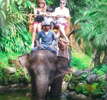 Bali-elephant-ride